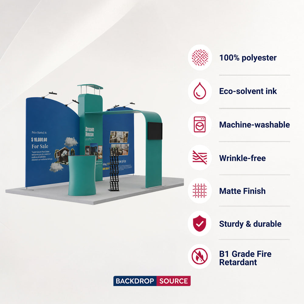 Kit espositivo con fondale dritto inclinato da 6 m con parete 3D e arco