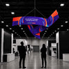 Banner appeso a forma di triangolo con girandola Sky Tube